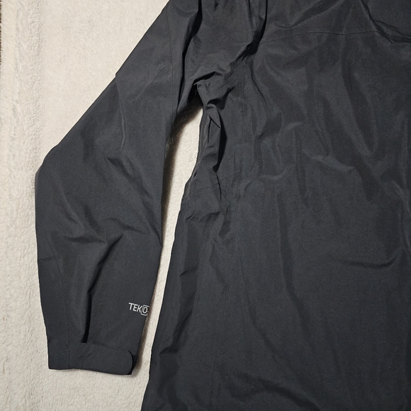 L.L.BEAN WATERPROOF PRIMALOFT PACKAWAY JACKET - Picture 7 of 10